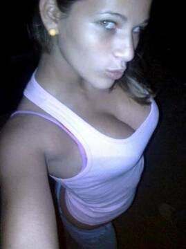 Public Photo of DaliaStar