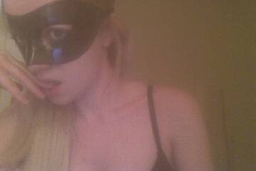 Public Photo of Bambi_VF