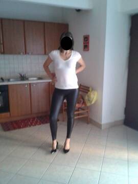 guardami....come non desiderarmi?