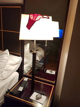 resta sempre il mio colore preferito ,rosso,