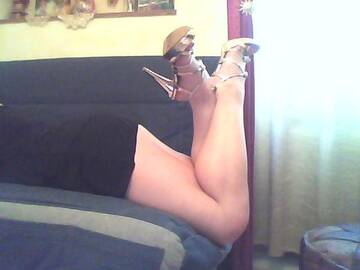 Public Photo of morenasexy