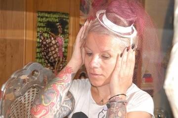 Public Photo of aliceblond