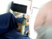 DONNA MATURA CHE SI MASTURBA