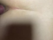 lui mi viene dentro e mi bagna tutta