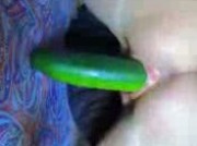 mi masturbo con una super zucchina